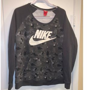 Nike sweatshirt